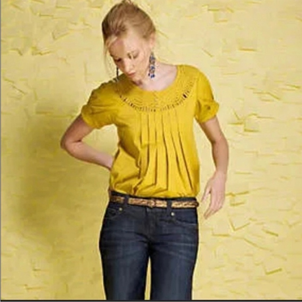 🦜NWOT Anthropologie Deletta Van Alen Pleated short sleeve top mustard size MED